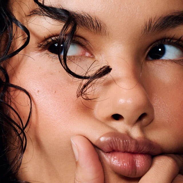 Rhode peptide lip shape